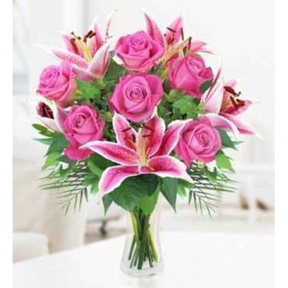 Buchet crini si trandafiri roz